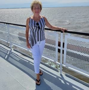 Meet your Posher, Joann